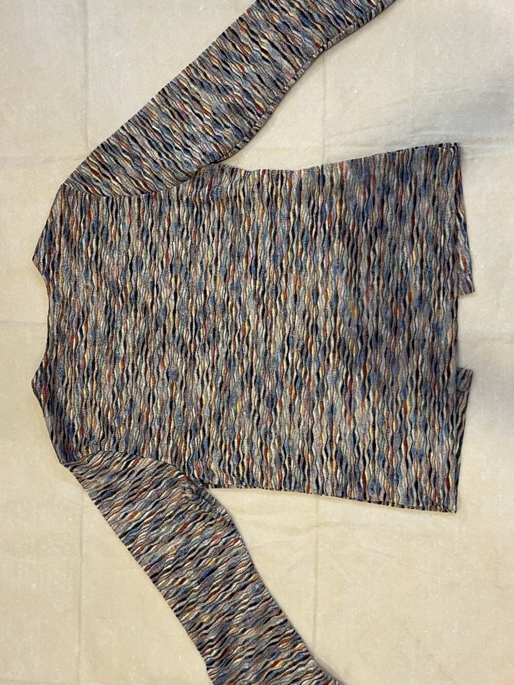 Knit Relaxed Fit Top - Picture 8 of 8